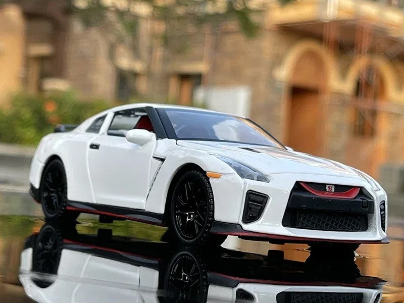 1:32 Nissan GTR