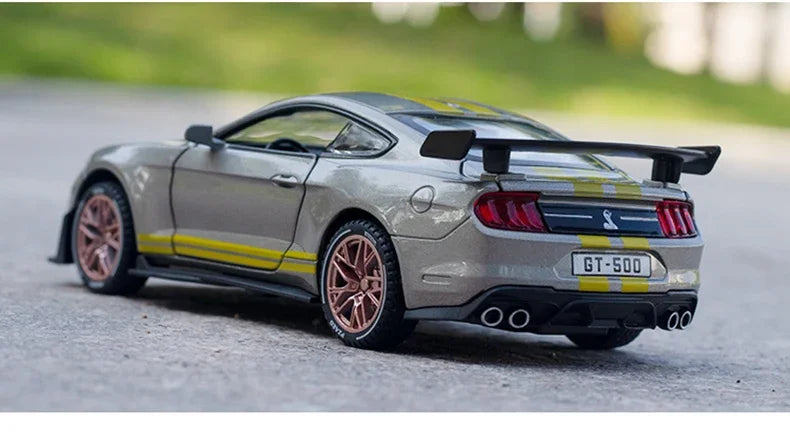 1:32 Ford Mustang GT500